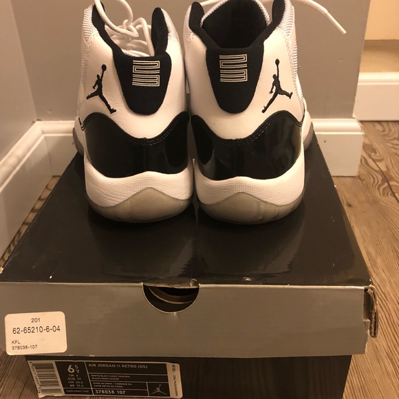 Air Jordan 11 Concord (1st release) - Picture 2 of 6